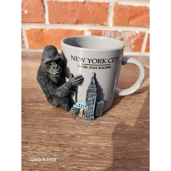 New York City‎ Empire State Building Gorilla Mug - Picture 1 of 6